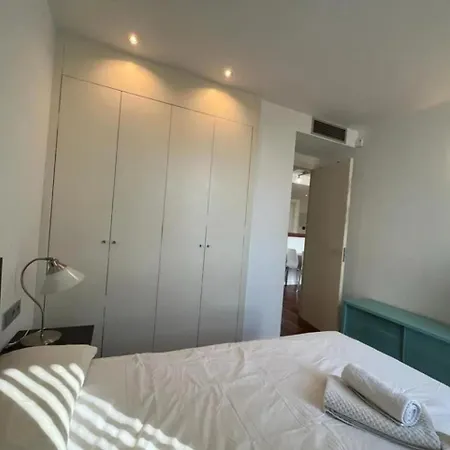 Apartment For Rent In Calle Del Doctor Aiguader *